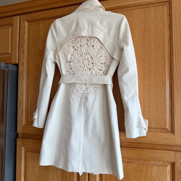 Marciano Jackets & Blazers - Marciano Crochet Insert Trench Coat size Small